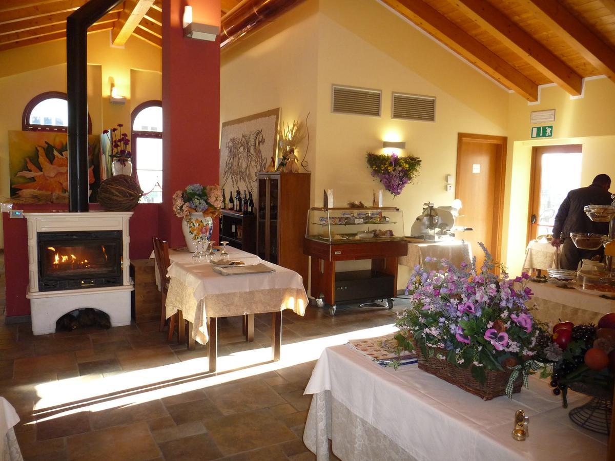 Gelindo Dei Magredi Hotel Vivaro Kültér fotó